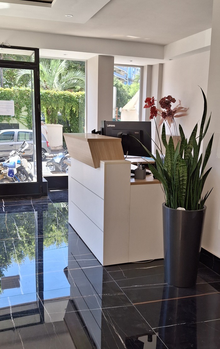 Bienvenue à L'agence Immobilière Juanaise, cabinet familial indépendant