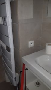 APPARTEMENT 2 PIÈCES À LOUER LE GOLFE JUAN - 06220 / RÉF: 112-01