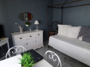 APPARTEMENT À LOUER LE GOLFE JUAN - 06220 / RÉF: 10422