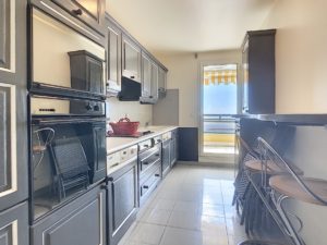 Villa sur toit 3 pièces à vendre St Laurent du Var