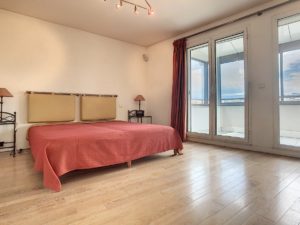 Villa sur toit 3 pièces à vendre St Laurent du Var